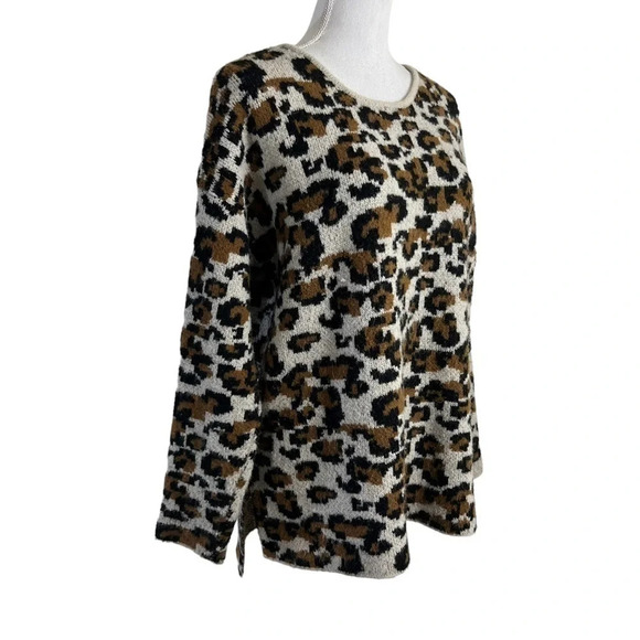 Philosophy Leopard Pattern Sweater Size Medium Soft Knit Pullover Round Neckline - Picture 2 of 7